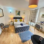 Beautiful Family Apartment Near Paddington